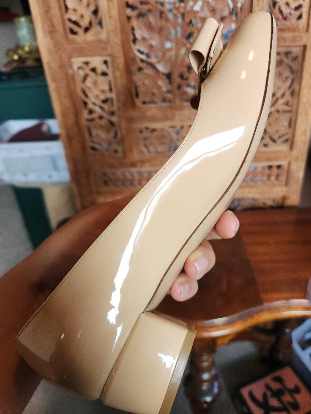 Salvatore Ferragamo Vara Pump in New Bisque (Nude) Leather - Picture 12 of 16